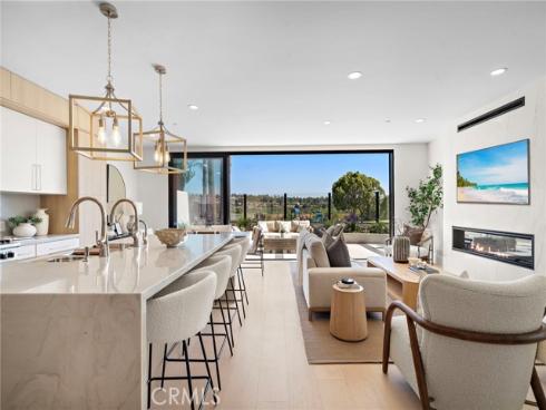 66 Cormorant , Newport Beach, CA