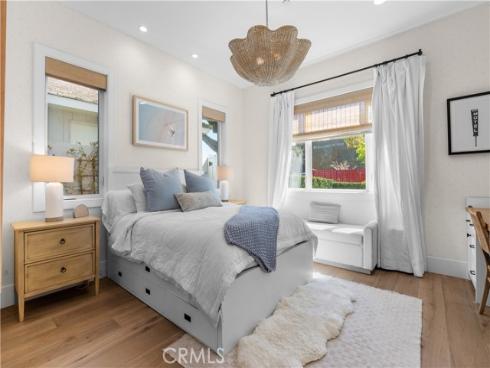 515 Tustin Ave , Newport Beach, CA