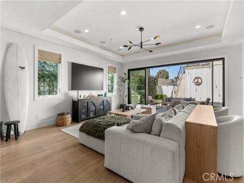 515 Tustin Ave , Newport Beach, CA
