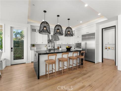 515 Tustin Ave , Newport Beach, CA