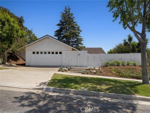 727 Bellis Street, Newport Beach, CA