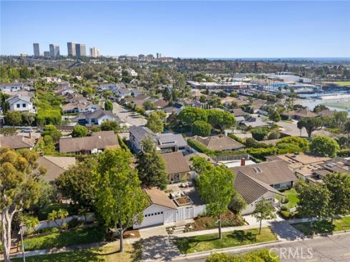727 Bellis Street, Newport Beach, CA