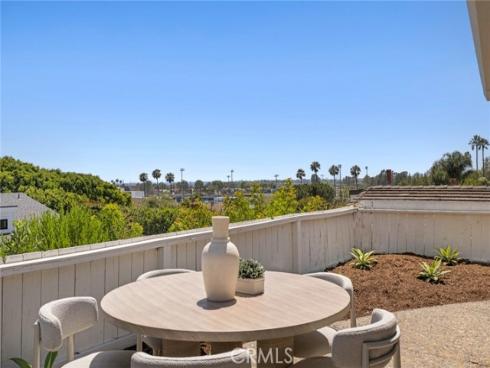 727 Bellis Street, Newport Beach, CA