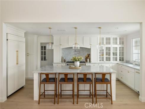 1112 Pembroke Lane, Newport Beach, CA