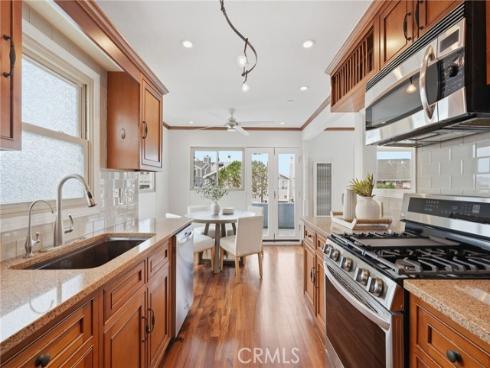 419 E Balboa , Newport Beach, CA