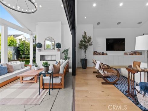 1230  Essex   Lane, Newport Beach, CA