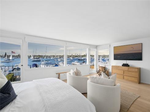 1411 E Bay , Newport Beach, CA