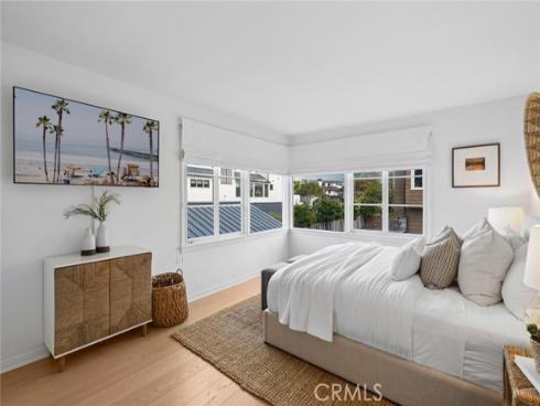 1411 E Bay , Newport Beach, CA