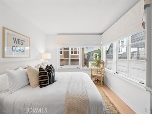 1411 E Bay , Newport Beach, CA
