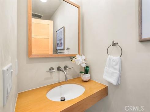 1554 E Oceanfront , Newport Beach, CA