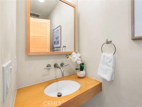 1554 E Oceanfront , Newport Beach, CA