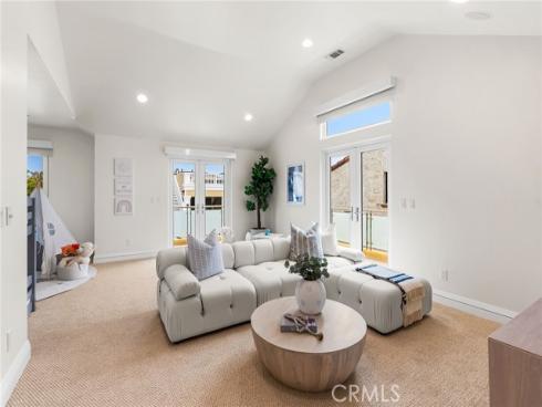 1554 E Oceanfront , Newport Beach, CA