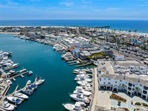 2600  Newport  , Newport Beach, CA