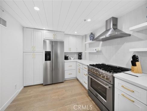 48 Sea Island Drive, Newport Beach, CA