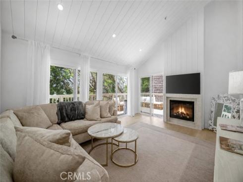 48 Sea Island Drive, Newport Beach, CA