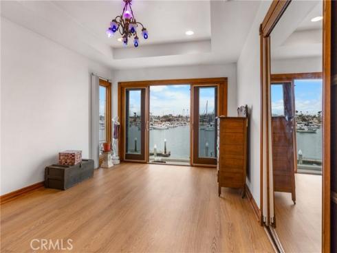 1444 W Bay  , Newport Beach, CA