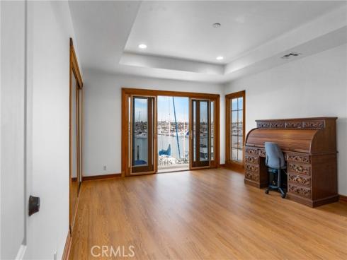 1444 W Bay  , Newport Beach, CA
