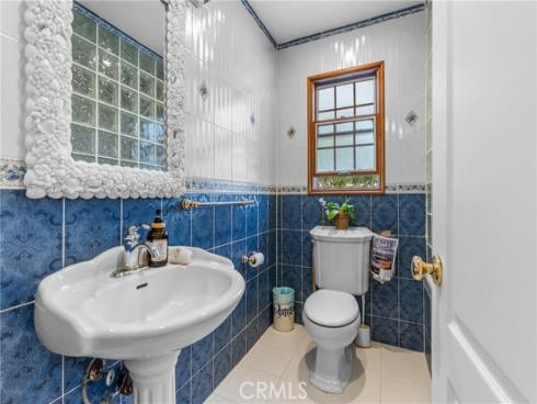 1444 W Bay  , Newport Beach, CA