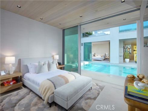1220 W Bay Avenue, Newport Beach, CA