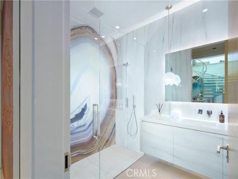1220 W Bay Avenue, Newport Beach, CA