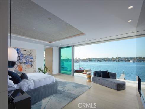 1220 W Bay Avenue, Newport Beach, CA
