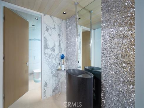 1220 W Bay Avenue, Newport Beach, CA