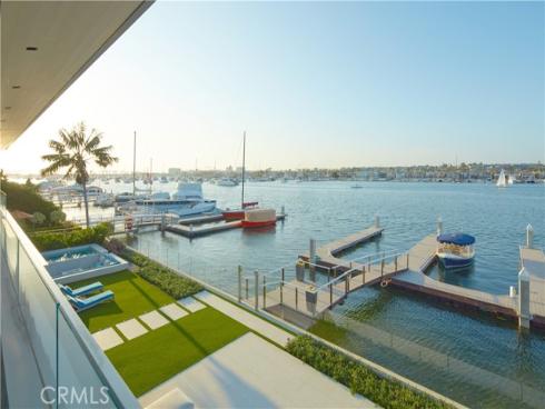 1220 W Bay Avenue, Newport Beach, CA