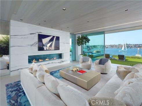1220 W Bay Avenue, Newport Beach, CA