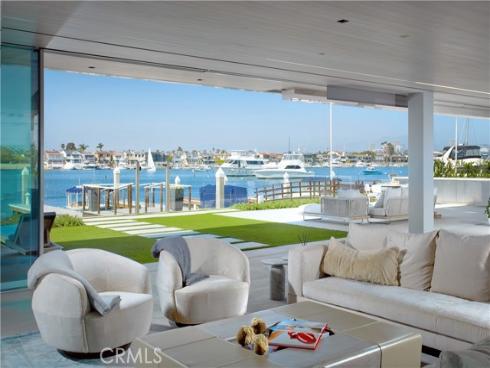 1220 W Bay Avenue, Newport Beach, CA