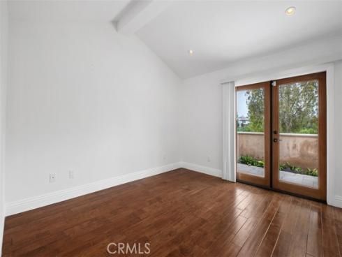 64 Royal Saint George , Newport Beach, CA