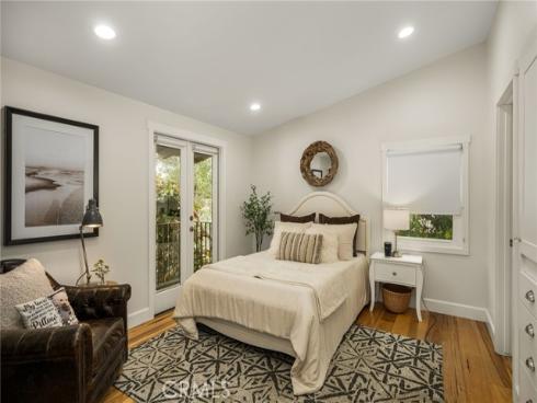 683 Vista Bonita , Newport Beach, CA