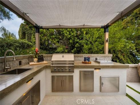 683 Vista Bonita , Newport Beach, CA