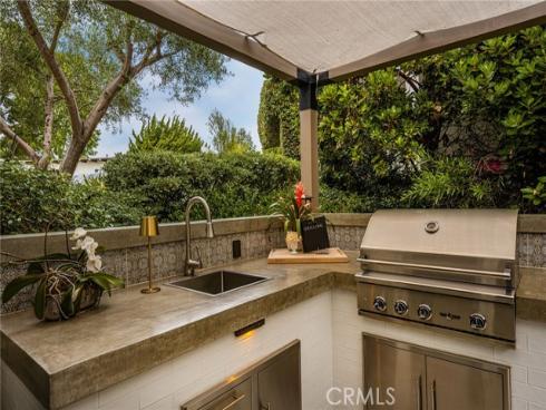 683 Vista Bonita , Newport Beach, CA