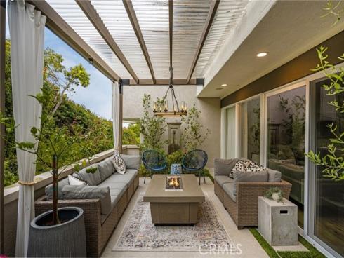 683 Vista Bonita , Newport Beach, CA