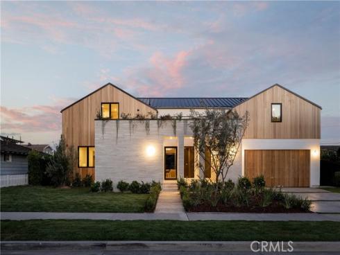 1738 Paloma Drive