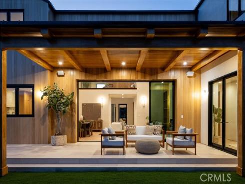 1738 Paloma Drive, Newport Beach, CA