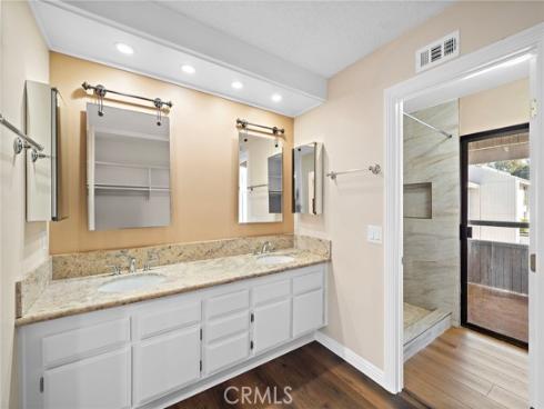 14 Baruna Court, Newport Beach, CA
