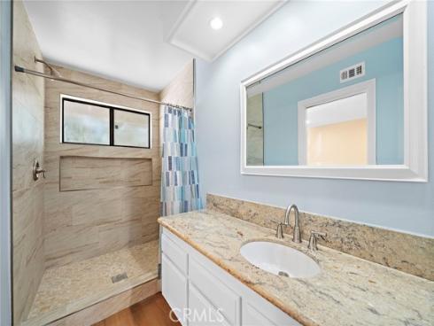 14 Baruna Court, Newport Beach, CA