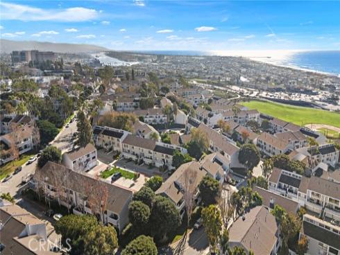 14  Baruna   Court, Newport Beach, CA