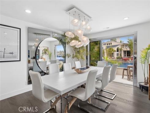 500 Harbor Island , Newport Beach, CA