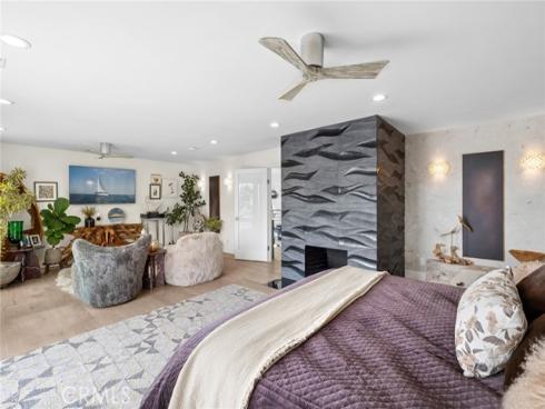 500 Harbor Island , Newport Beach, CA