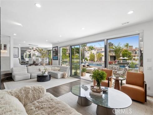 500 Harbor Island , Newport Beach, CA
