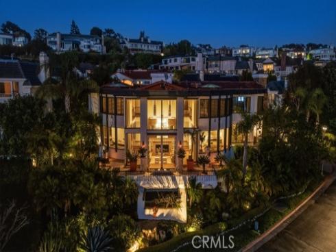 2 Trafalgar , Newport Beach, CA