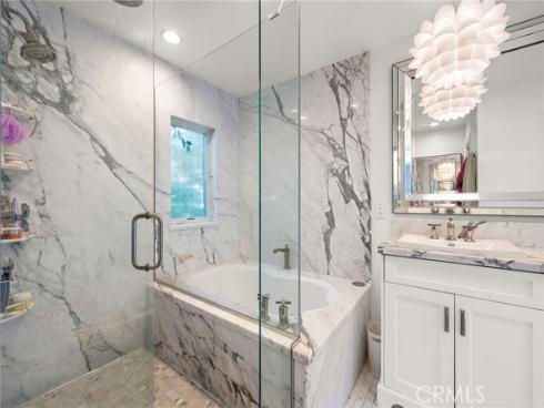 2201 Aralia , Newport Beach, CA