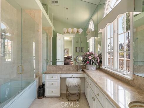 842 Harbor Island Drive, Newport Beach, CA