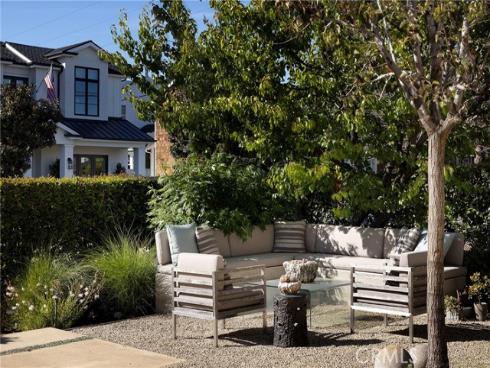 418 San Bernardino Avenue, Newport Beach, CA