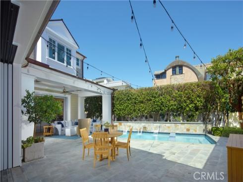 1324 E Balboa Boulevard, Newport Beach, CA