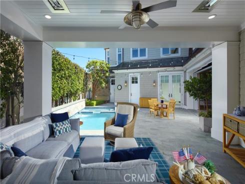 1324 E Balboa Boulevard, Newport Beach, CA