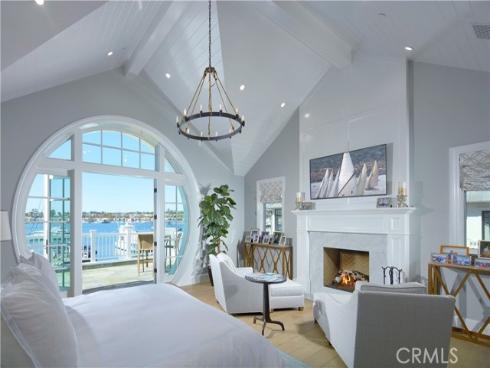 1324 E Balboa Boulevard, Newport Beach, CA