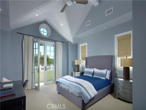 1324 E Balboa Boulevard, Newport Beach, CA